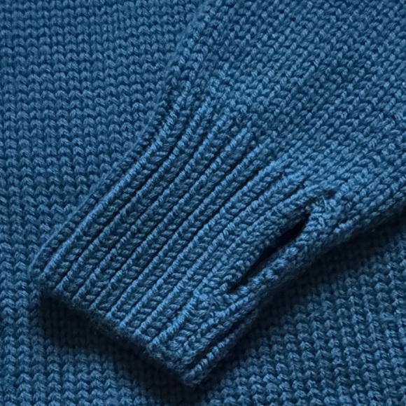 Lululemon Yin to You Chunky Knit Merino Wool Sweater - Deep Teal Alberta Lake - Picture 4 of 9